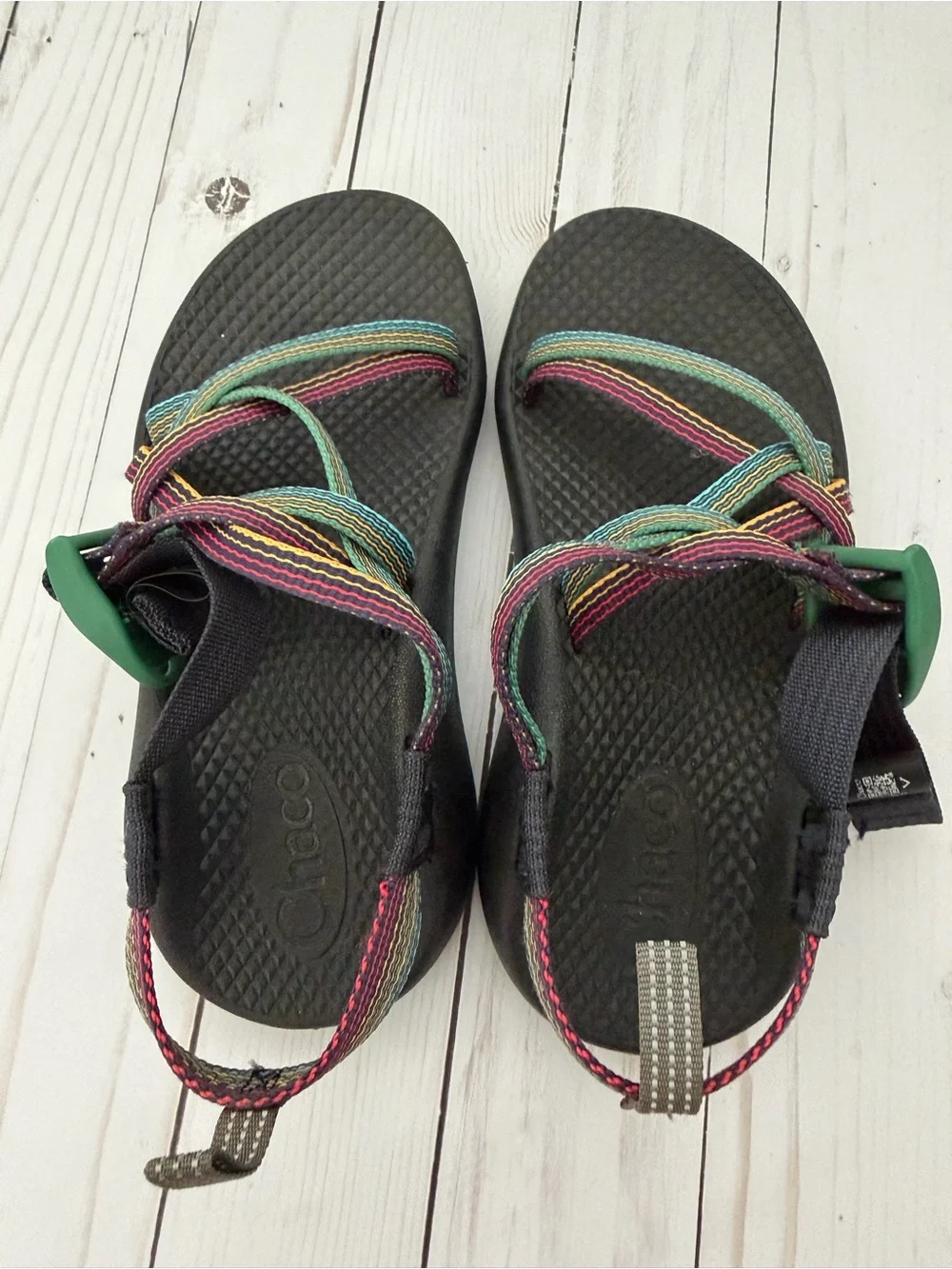 NEW Chaco Girls Multicolor Strappy Sport Sandals, Black Footbed